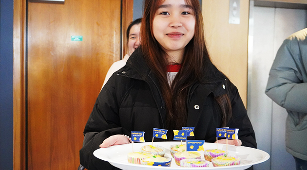 English Department Students Held a Heartwarming Bake Sale